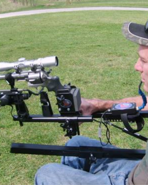 Pistolmonteringstillägg för skarpskytte begränsad arm mobilitetsvapenmontering