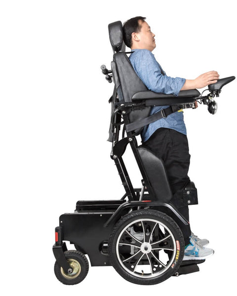 Cadeira de rodas elétrica em pé