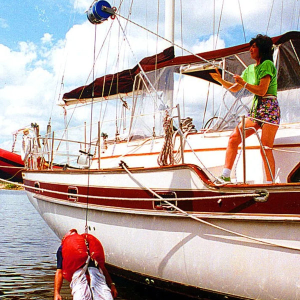 MASTLIFT手动驱动患者升降机 - 专业水手设计