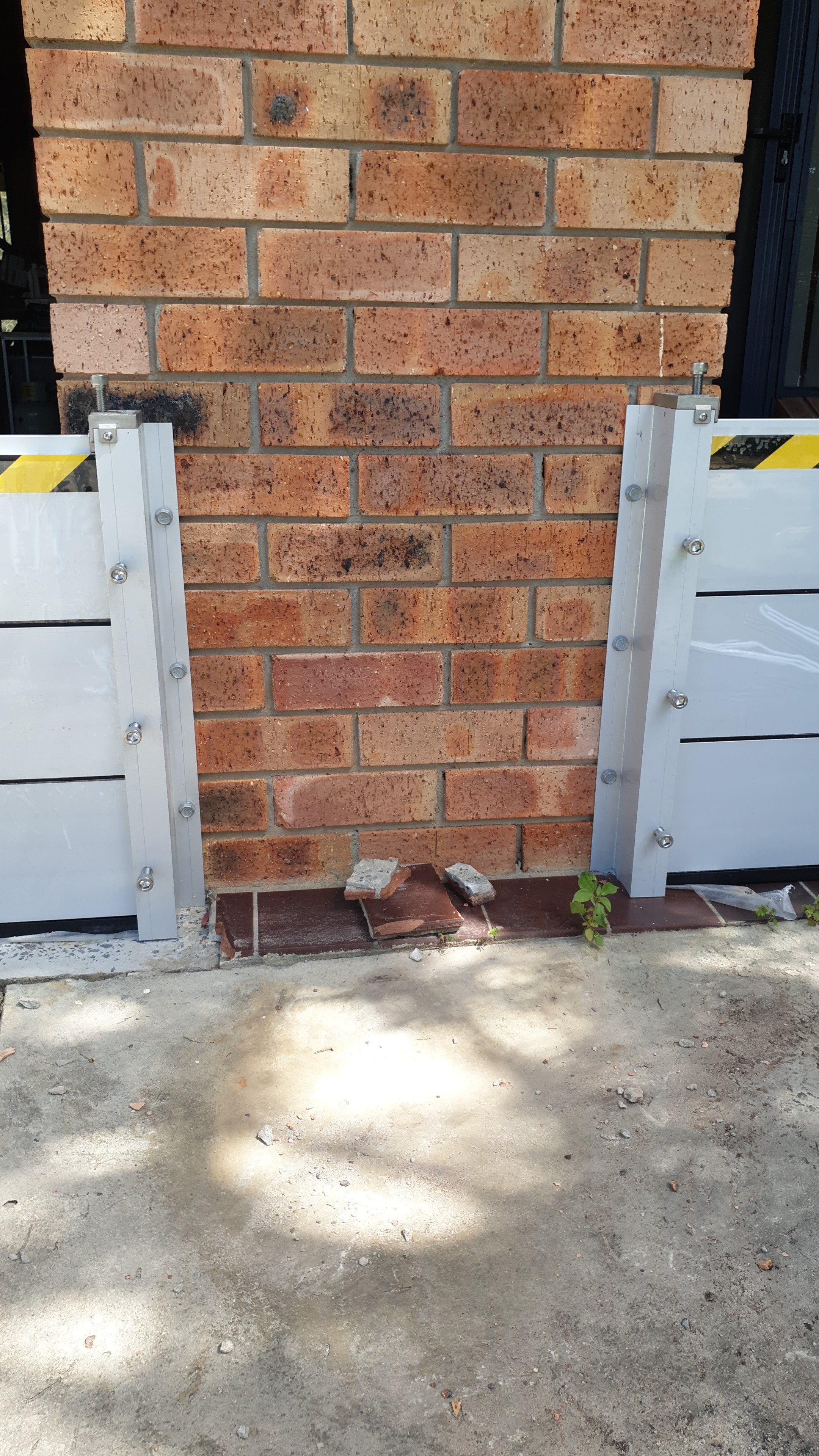 Flood.Tech Aluminum Plank Flood Protection System - Inclusive Inc