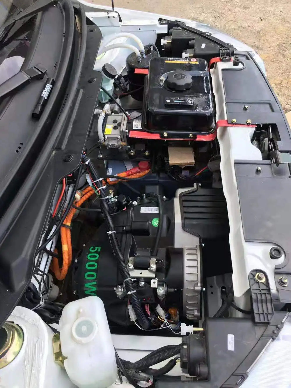 4独立48V直流电电池充电便携式发电机-2.5kW或4.3kW -12v，24v，36v，48v，48v，60v，72v，96v，144V