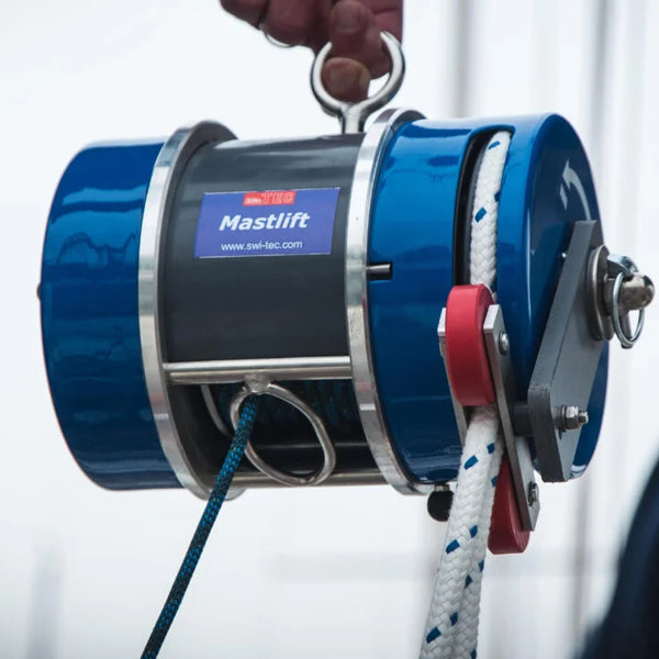 MASTLIFT手动驱动患者升降机 - 专业水手设计