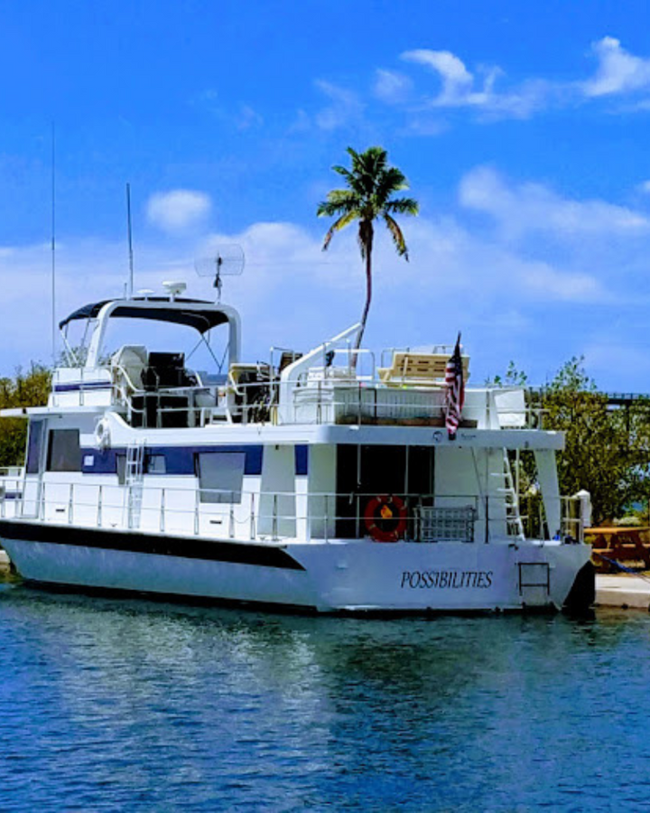 Pozostań na pokładzie możliwości M/V - dostępny, słoneczny jacht motoryczny - North Fort Myers, Floryda