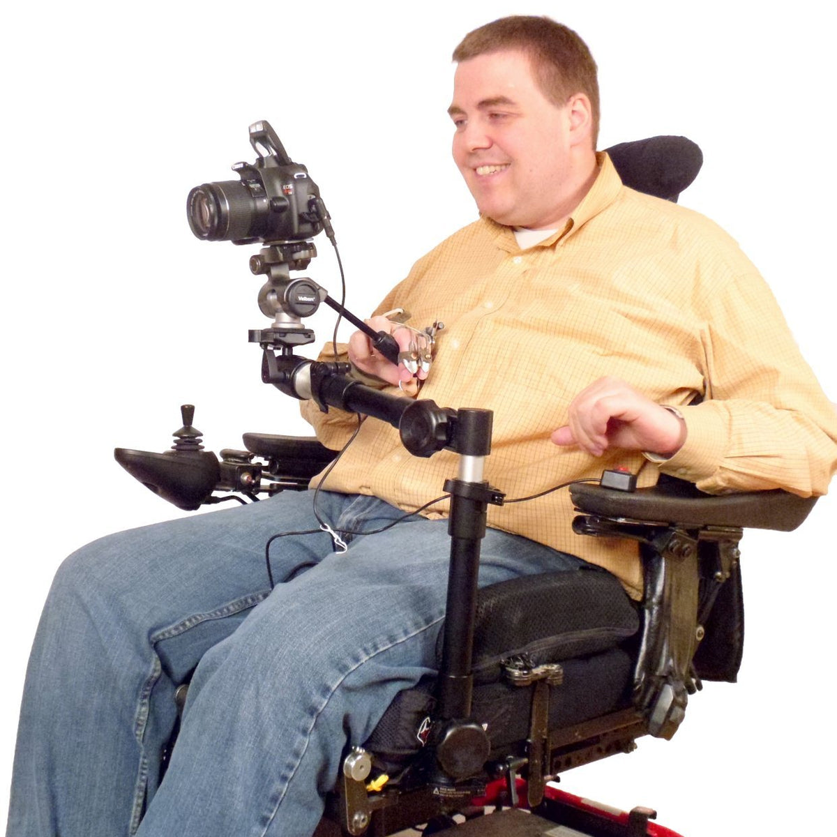 Kameran moottoroitu pannu ja kallistusjalusta pää Robo ARM -pyörätuolikiinnikkeellä