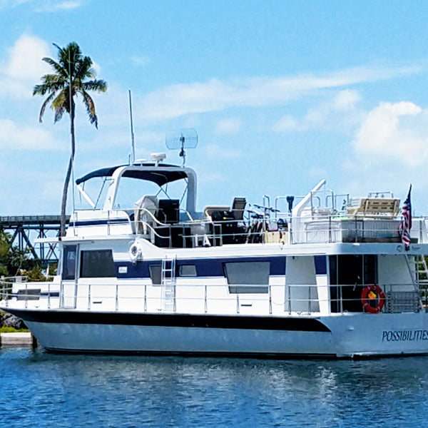 Fique a bordo de M/V Possibilidades - Acessível, iate motor solar -híbrido - North Fort Myers, FL