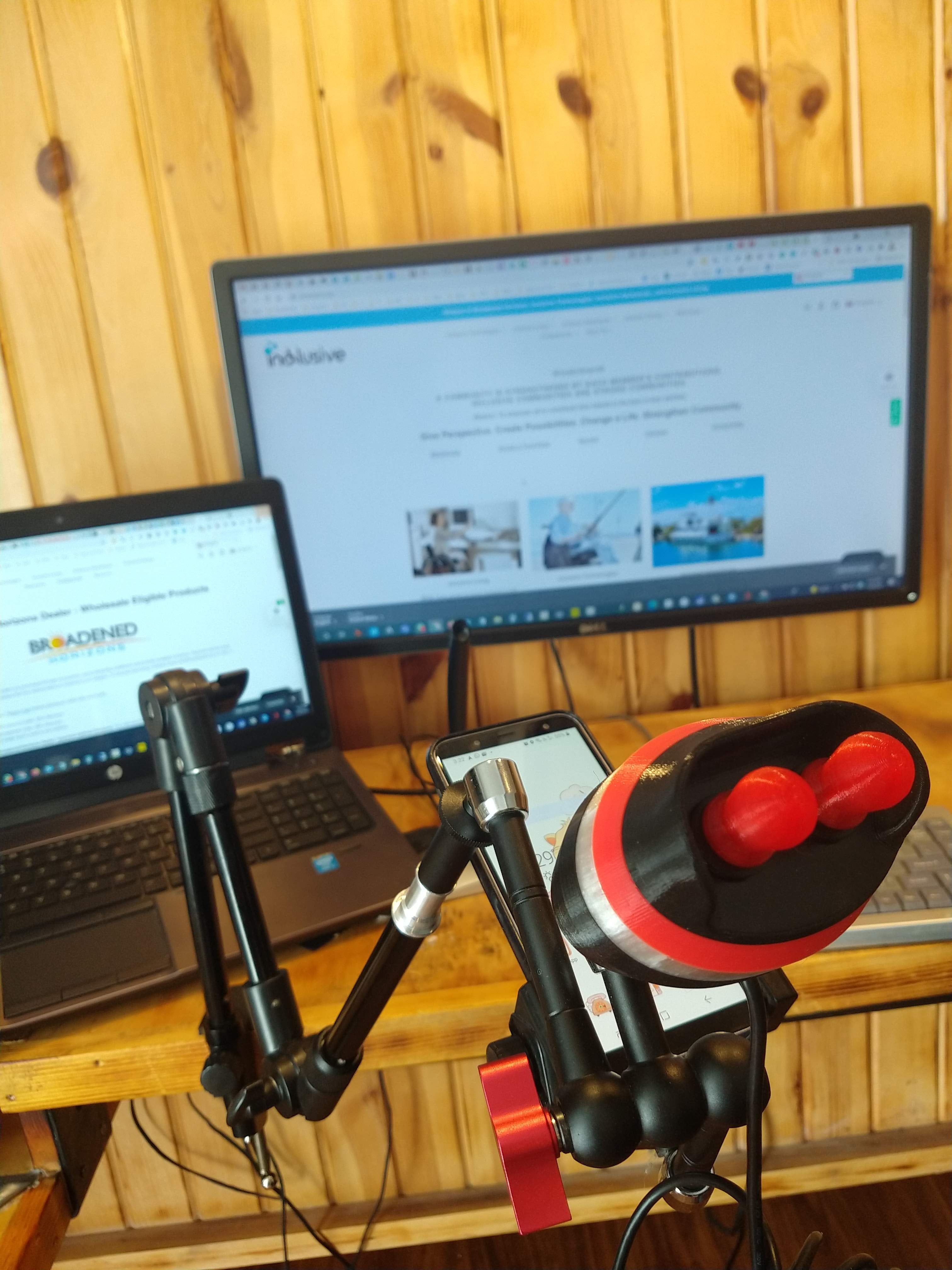 QuadMouse Controller on Mount - Inclusive Inc