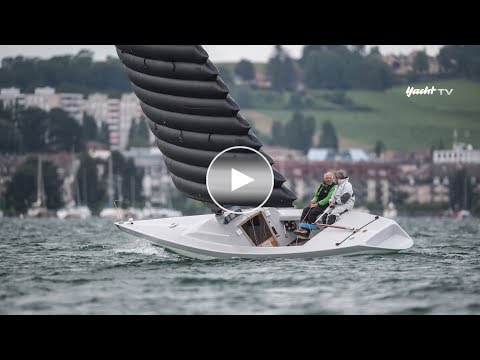 Catamaran de voile inclusif à deux si maritimes