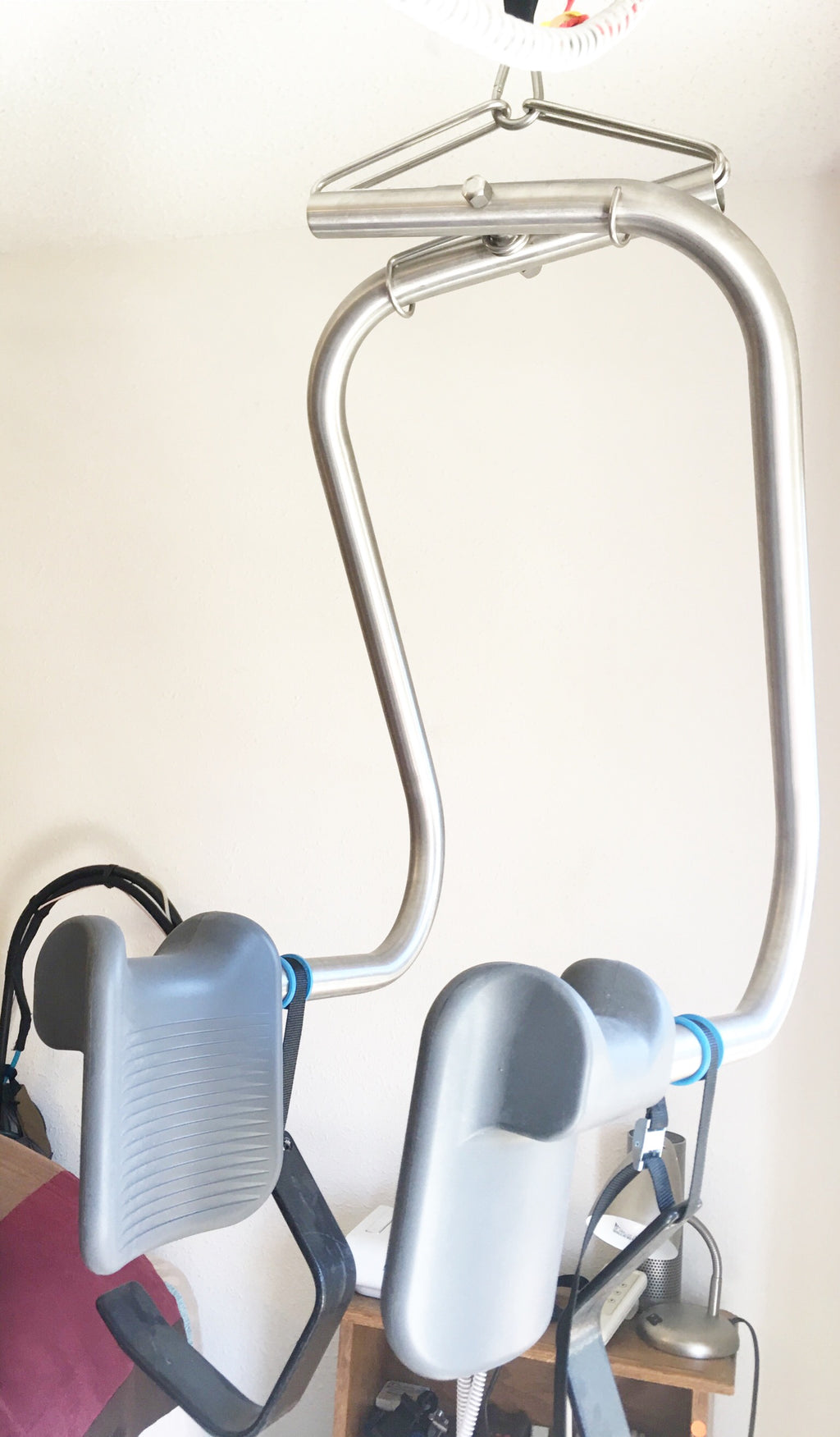 Mobile Lift for People with Reduced Mobility - Broadened Horizons Direct