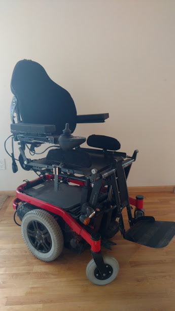 Levo Combi Power Wheelchair C3 Standing Power Wheelchair - Broadened Horizons Direct